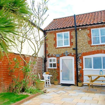 Romantic Flint Cottage On The Suffolk Coast Saxmundham Bagian luar foto