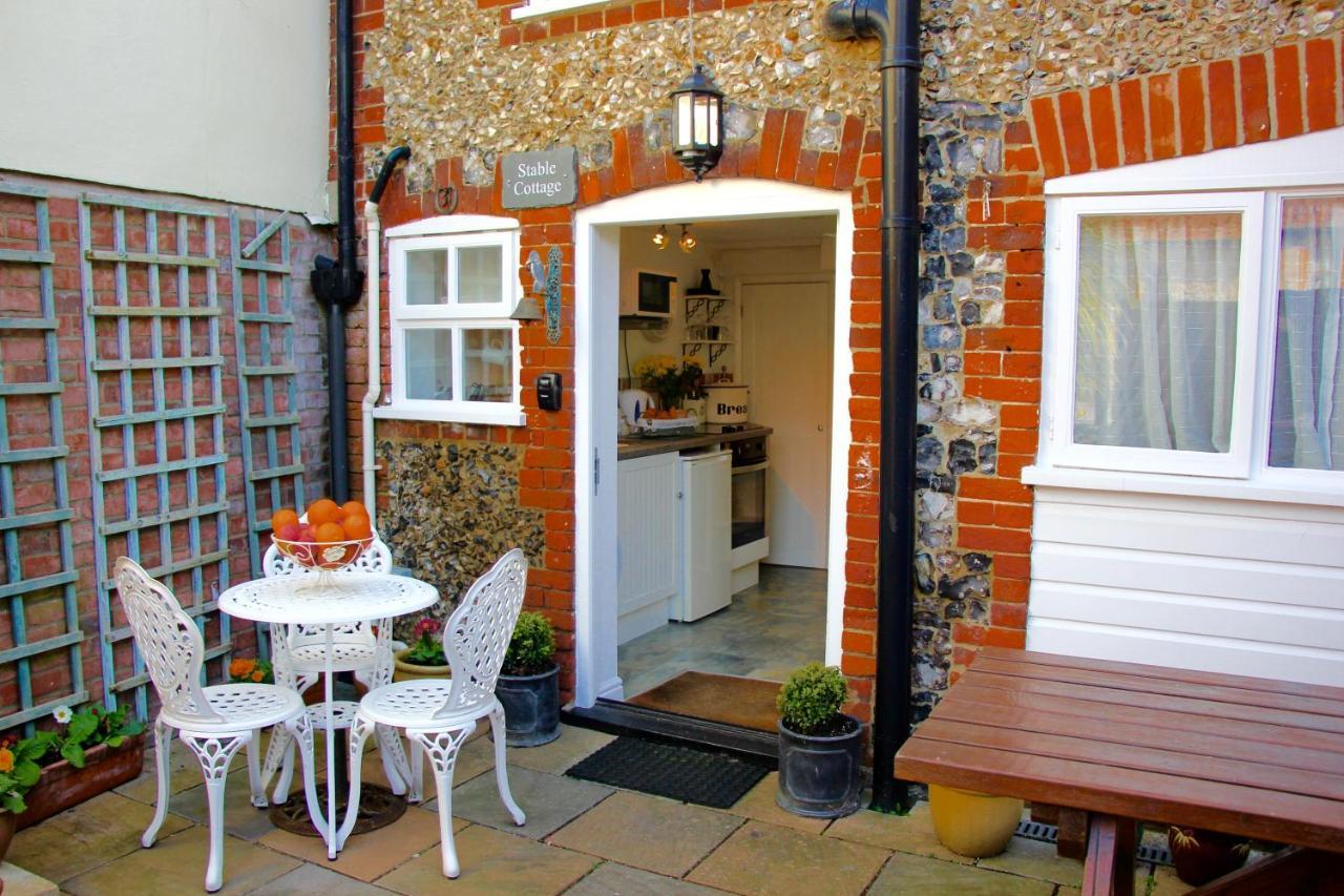Romantic Flint Cottage On The Suffolk Coast Saxmundham Bagian luar foto