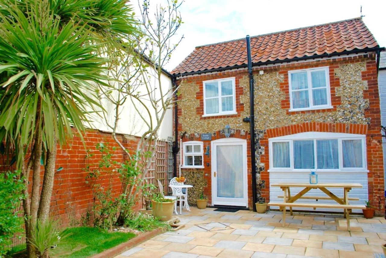 Romantic Flint Cottage On The Suffolk Coast Saxmundham Bagian luar foto
