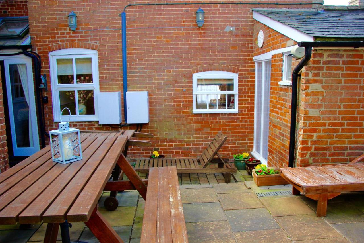 Romantic Flint Cottage On The Suffolk Coast Saxmundham Bagian luar foto