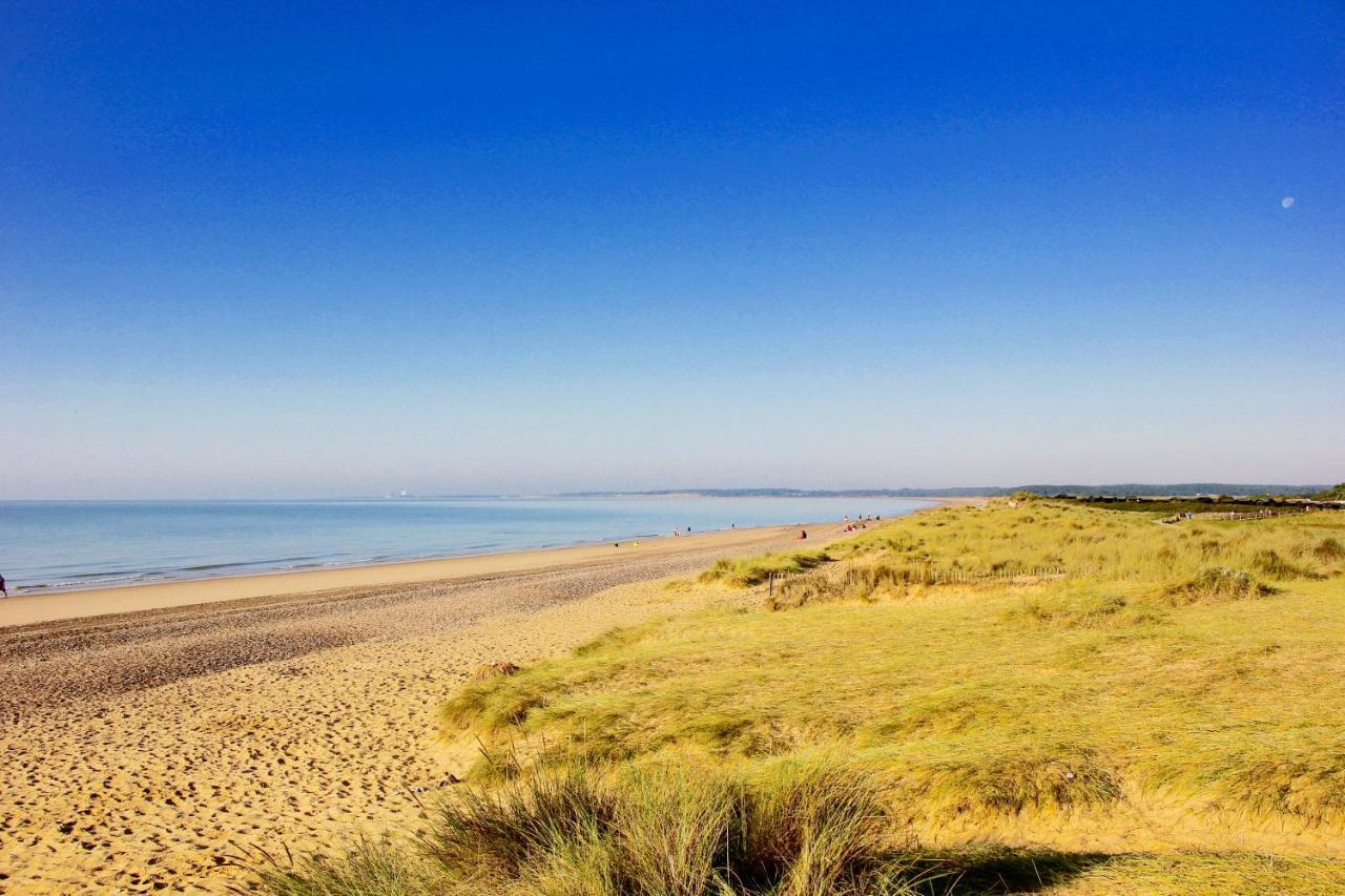 Romantic Flint Cottage On The Suffolk Coast Saxmundham Bagian luar foto