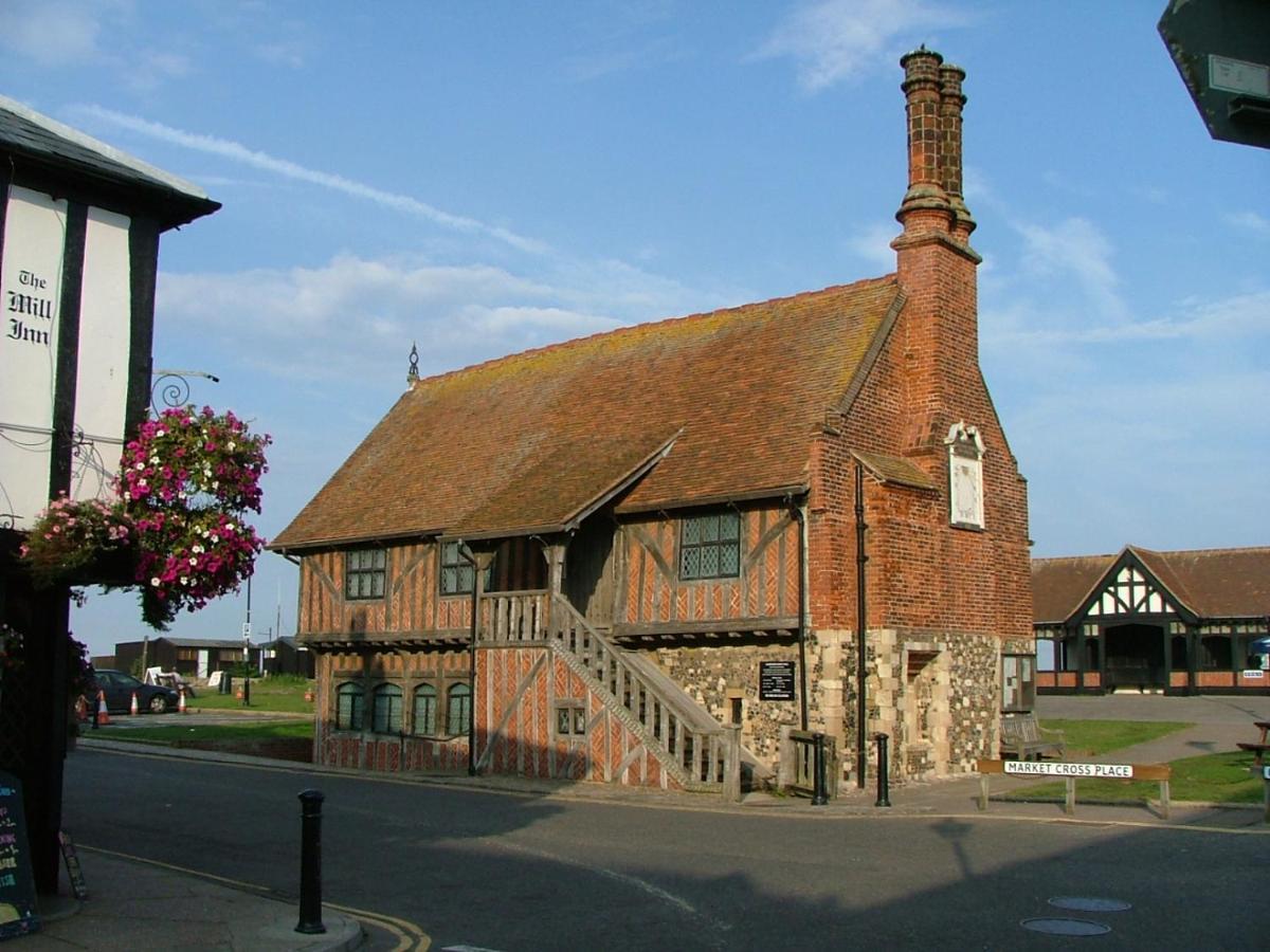 Romantic Flint Cottage On The Suffolk Coast Saxmundham Bagian luar foto