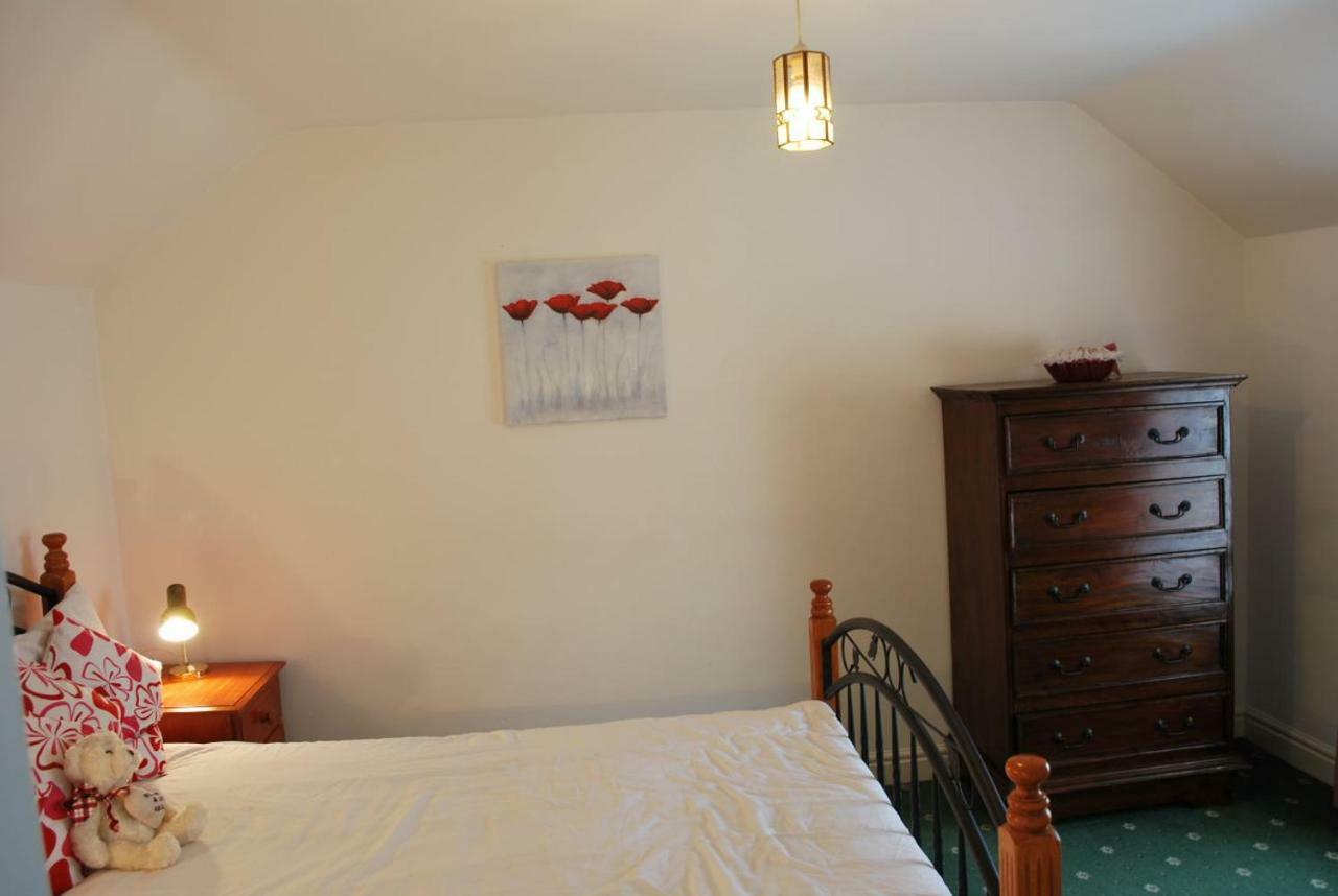 Romantic Flint Cottage On The Suffolk Coast Saxmundham Bagian luar foto